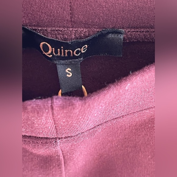 NWT Quince Burgundy UltraStretch Ponte Straight Leg Pants 26” inseam petite sz s - Picture 3 of 7